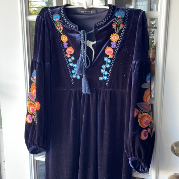 Zara | Dresses | Zara Velvet Mini Dress | Poshmark